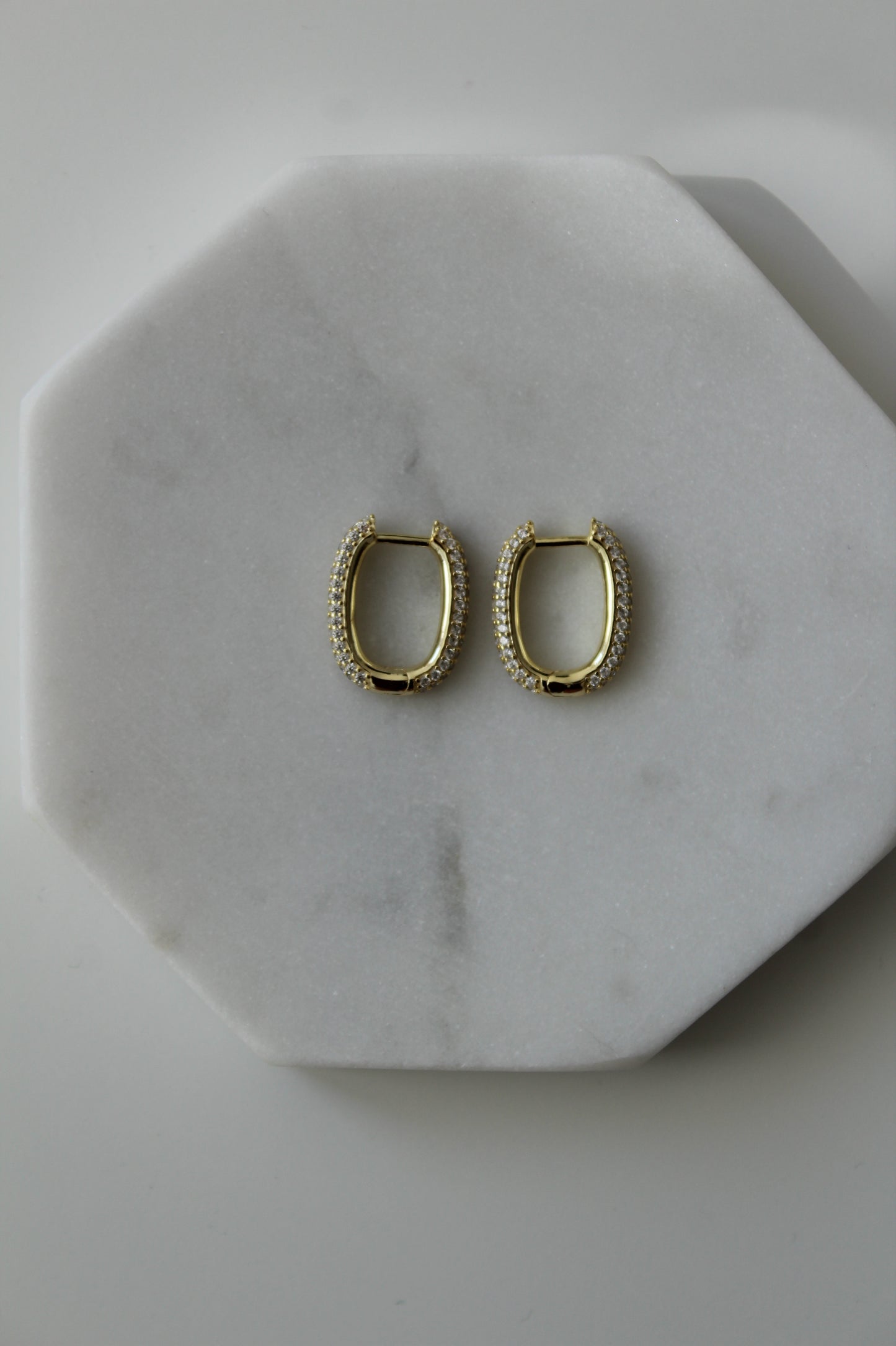 Drew Dazzle Oval Hoops