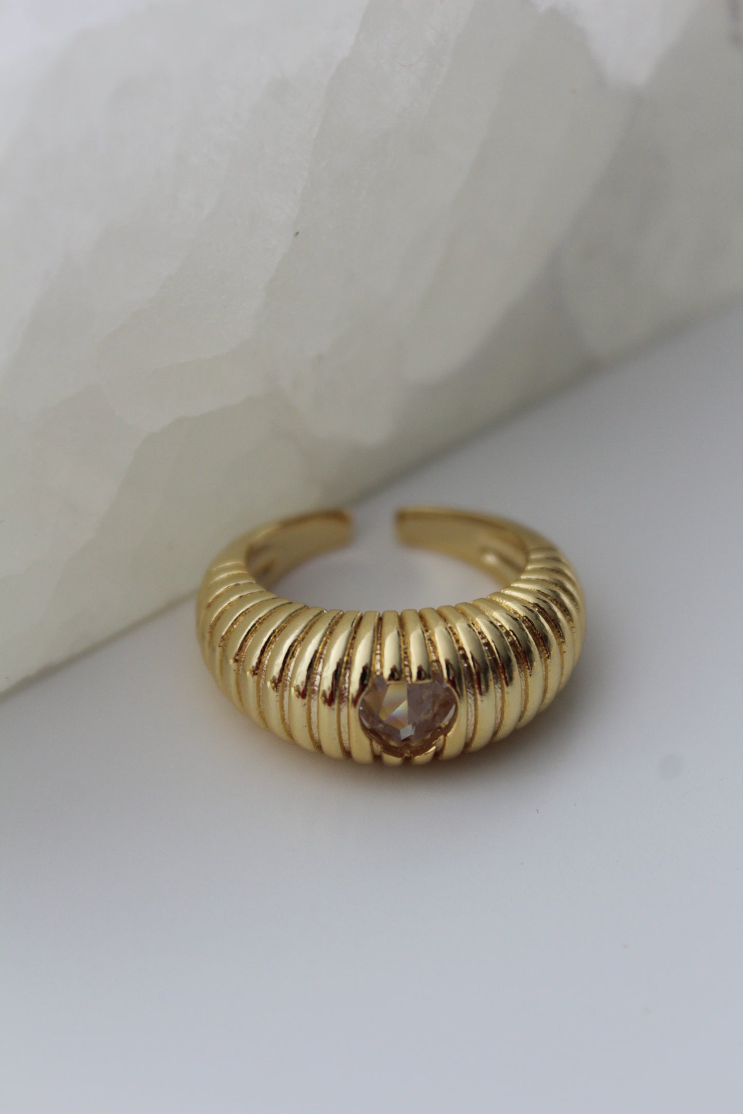 Ribbed Heart Signet Ring