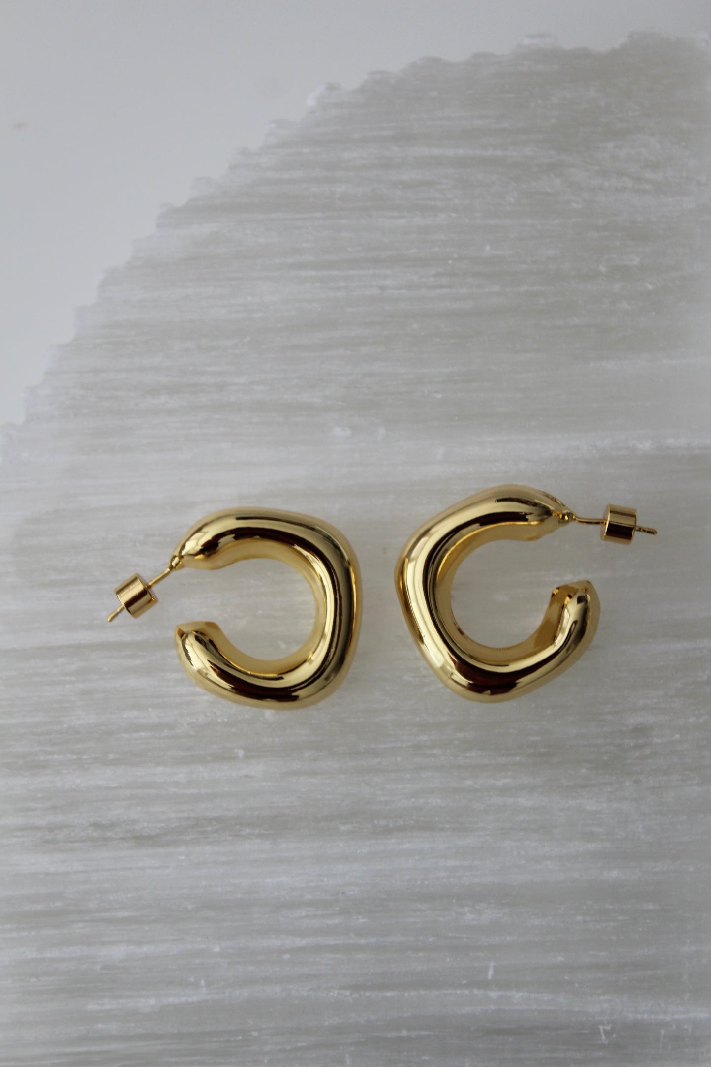 Vienna Gold Hoops